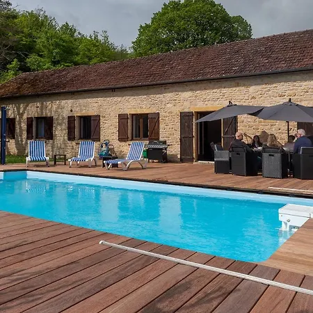 Maison De Avec Piscine Holiday home Montignac-Lascaux