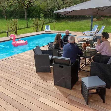 Maison De Avec Piscine Vakantiehuis *